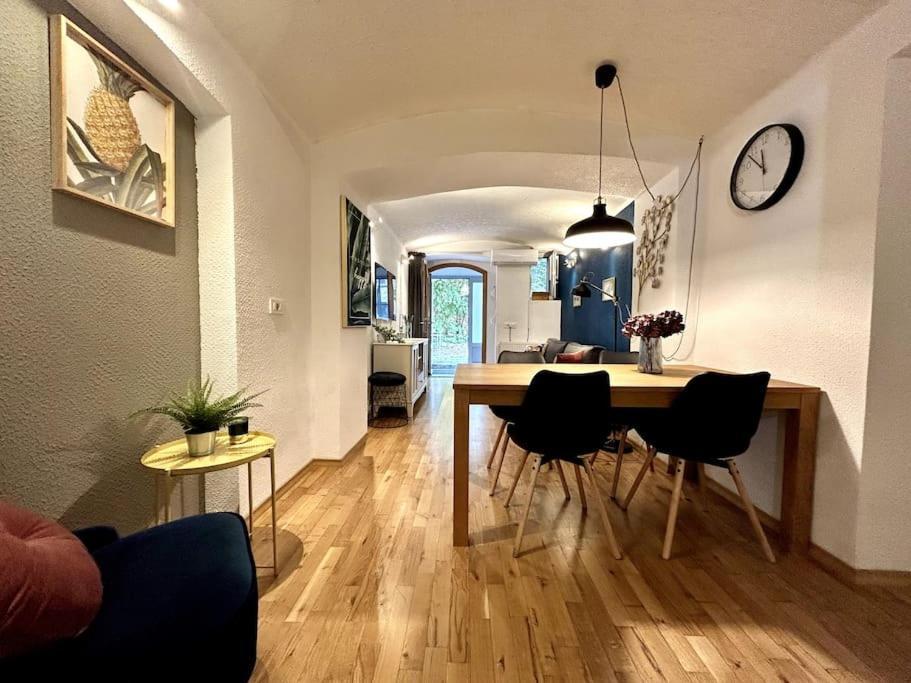Charming Appartment 3-Min Walk To Old Town - Free Parking Любляна Екстериор снимка