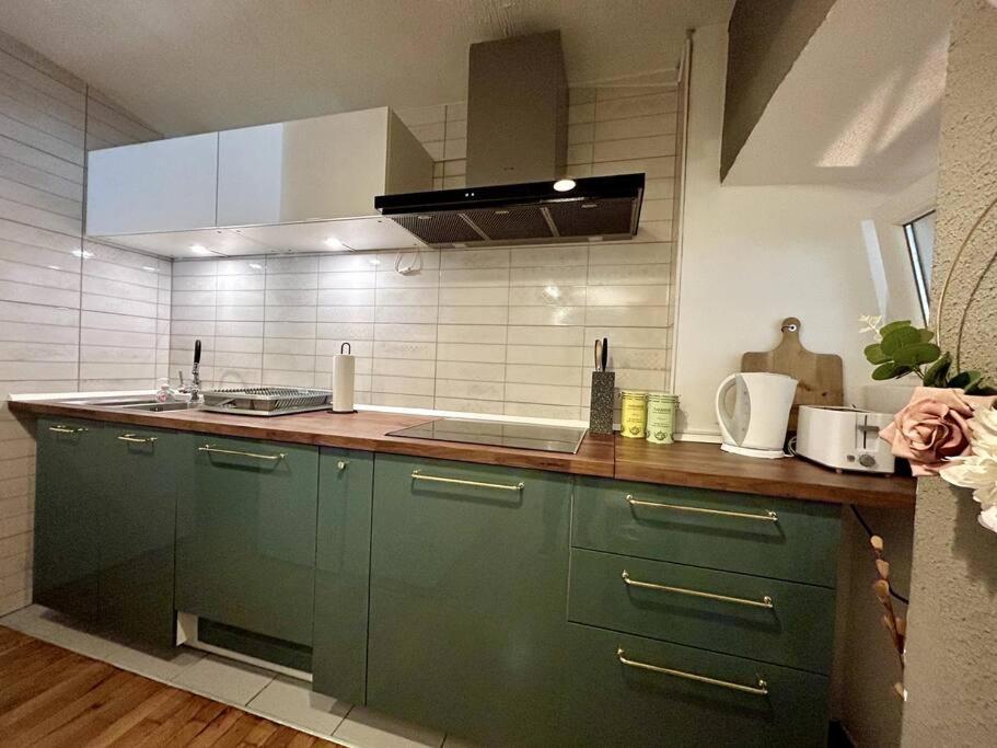 Charming Appartment 3-Min Walk To Old Town - Free Parking Любляна Екстериор снимка